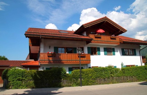 Schwangau Copropriété | Appartement luxueusement meublé avec vue sur Neuschwanstein et les montagnes