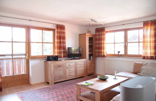 Schwangau Copropriété | Appartement luxueusement meublé avec vue sur Neuschwanstein et les montagnes