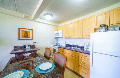Diamond Head - Kapahulu - St. Louis Copropriété | CONDO 1 CHAMBRE À WAIKIKI | GRANDE MONTAGNE ET VILLE | PARKING ET WIFI!
