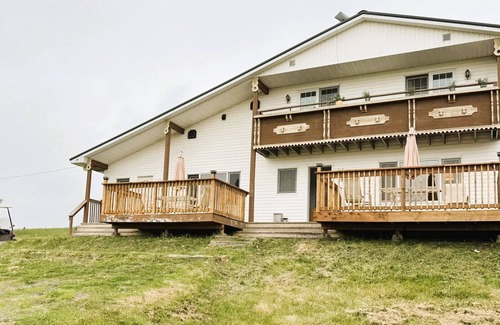 Cape Breton Island Appartement | Mountain View Escape: Spacious 2BR on Cabot Trail | Close to Baddeck