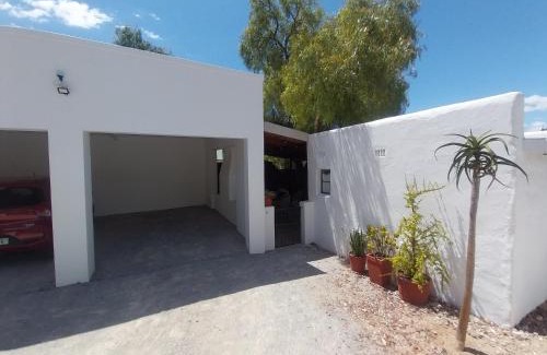 Montagu Appartement | Mountain View - The Little Gem