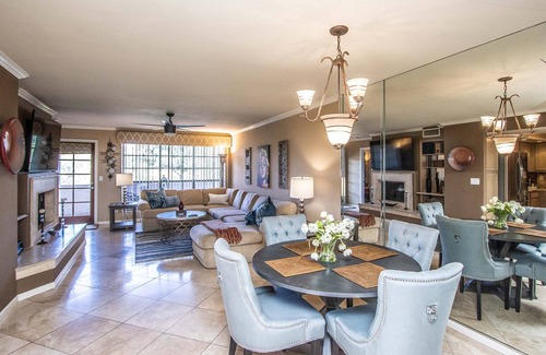 Cabrillo Square Copropriété | Mountain Views and walk out to Silverado golf course and greenbelt by Old Town