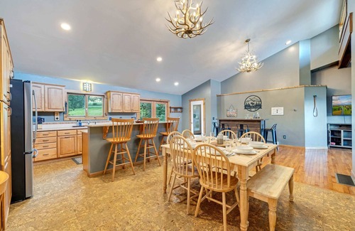Union Dale Maison | Mountain Views, Private Pond, Mins 2 Elk Mountain