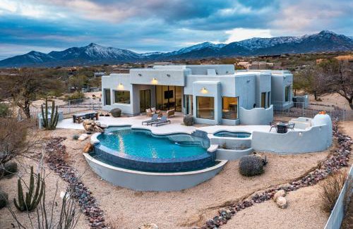 Pinnacle Peak Maison | Mountain views swimming a private escape at Sonoran Serenity