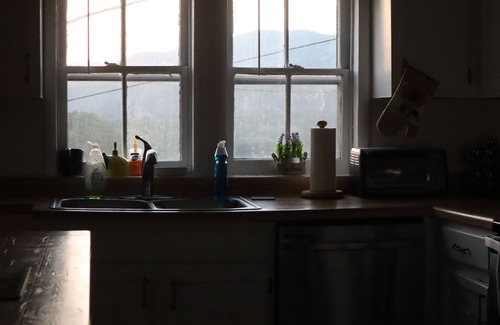 Jellico Maison | Mountain Views, Walking distance to State Park