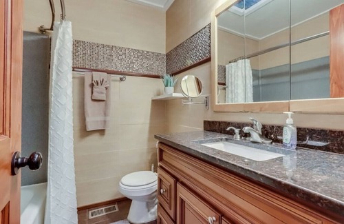 Hale Maison | Movie Theatre | Hot Tub | Outdoor Grill