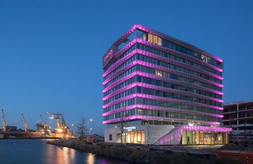 Westpoort Hôtel | Moxy Amsterdam Houthavens