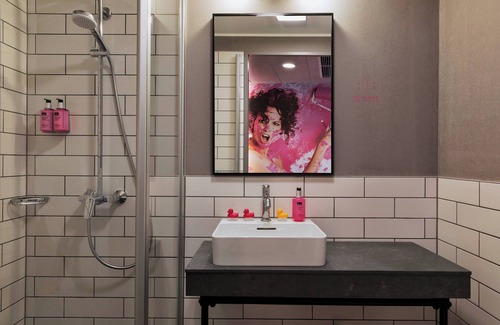 Ostend Hôtel | MOXY Frankfurt East