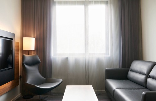 Custom House Hôtel | Moxy London Excel
