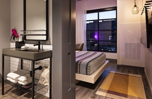 Old Market Hôtel | Moxy Omaha Downtown