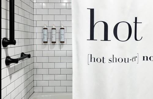 Old Market Hôtel | Moxy Omaha Downtown