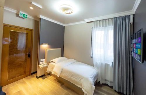 Himberg Hôtel | Mr.Liao Hotel