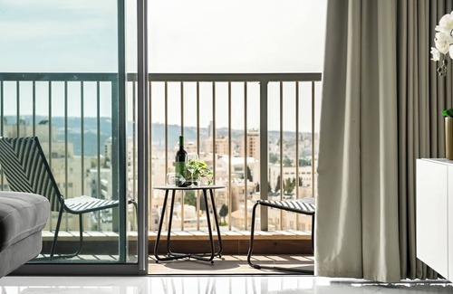 Nachlaot Appartement | MR savyon view 2BR with balcony