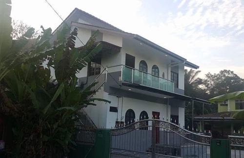 Merbau Sempak Maison | MRI Homestay Sg Buloh - 3 chambres / 2 salles de bain GF