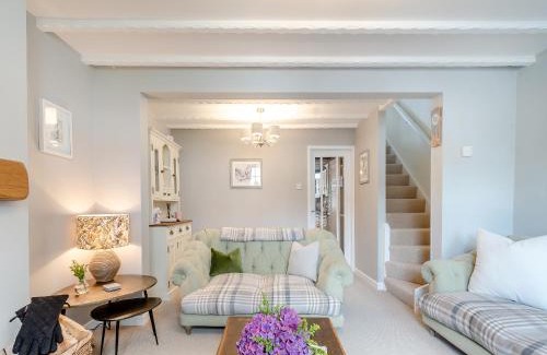 Lund Maison | Mrs Cracker's Cottage