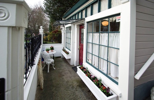Hilltop Appartement | Suite de boulangerie de Mme Jensen ... une suite très douce