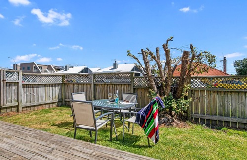 Mount Maunganui Cottage | Mt Beach Retreat - Mt Maunganui Holiday Home, MT MAUNGANUI