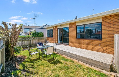 Mount Maunganui Cottage | Mt Beach Retreat - Mt Maunganui Holiday Home, MT MAUNGANUI