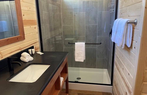Summerhaven Cabine | Mt. Lemmon Village Cabin #4