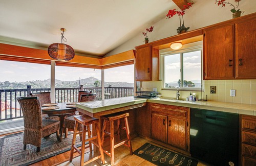 Windsor Hills Maison | Mt. Nebo Oasis in La Mesa w/ Wraparound Deck