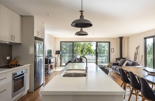 Claude Road Maison | Retraite des pieds de Roland