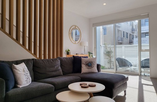 Wellington Maison | Mt Vic City Fringe w/ free carparking