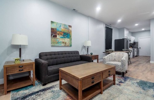 Old Town Appartement | MTM Fully Furnished Rental in Old Town - 2 beds