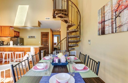 Vernon Copropriété | Mtn Creek Resort Condo - Mountain Bike, Hike, Golf, Swim, Legoland, NYC 1 Hour