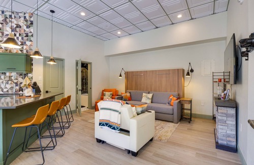 Lakeside Village Appartement | Mtn & Lake Views: Chic Keystone Studio
