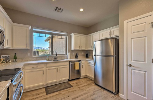 Gold Canyon Maison | NOUVEAU! Gold Canyon Home w / Pvt Pool & patio spacieux!