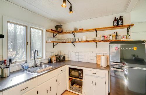 Round Top Maison | Mtn Views and On-Site Hiking Trails Catskills Cabin