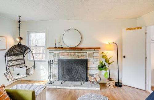 Round Top Maison | Mtn Views and On-Site Hiking Trails Catskills Cabin