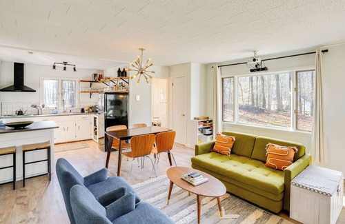 Round Top Cabine | Mtn Views + On-Site Hiking Trails: Catskills Cabin