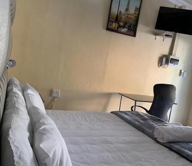 Musina Maison | Mudix Royal Palace Guest Lodge