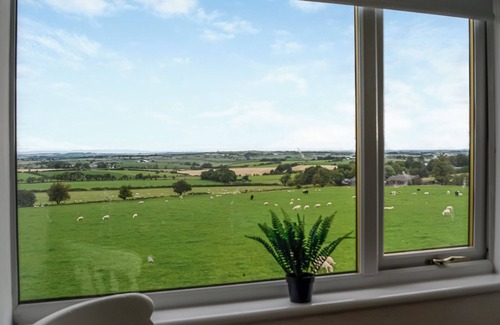 Cronberry Cottage | Muirston Farmhouse - UK44977