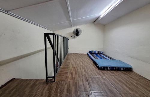 Kampung Keladi Maison | Mukhriz 2 Homestay