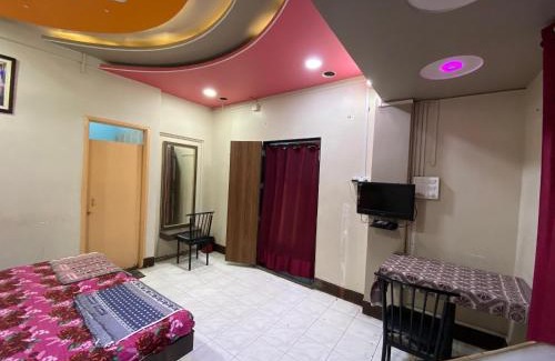 Solapur Cabine | MUKTAI LODGE