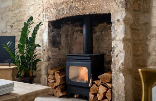 Painswick Maison | Mulberry, A Luxury Two Bed Cottage in Painswick