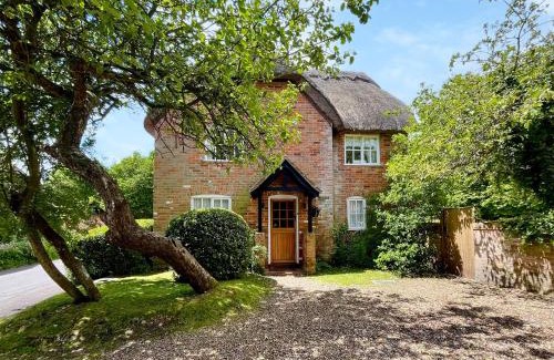 Shalbourne Maison | Mulberry Cottage - Casa Bonita