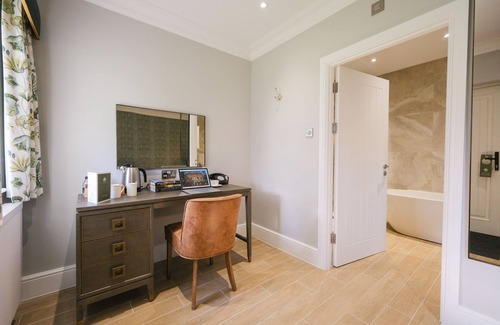 Ongar Maison | Mulberry House