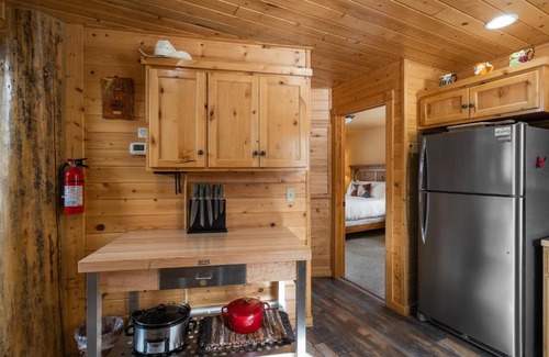 Lazy Acres Maison | Mule Deer Cabin