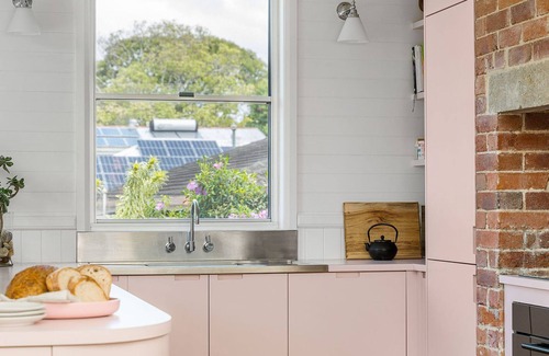 Mullumbimby Maison | Mullum River House - waterfront heritage home