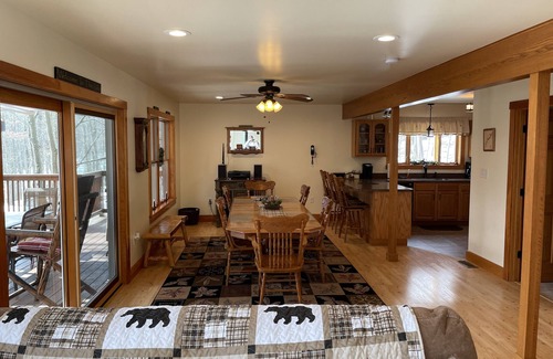 James Creek Maison | Escapade multifamiliale au lac Raystown dans le centre de PA