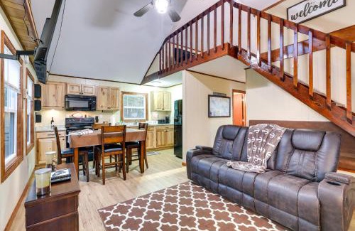Russellville Maison | Multi-Level Bonneau Cabin Walk to Lake!