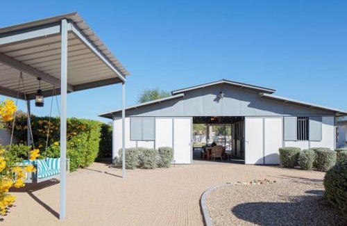 Paradise Valley Village Maison | Multi-Million Dollar Estate, Pickle Ball, Heated Pool