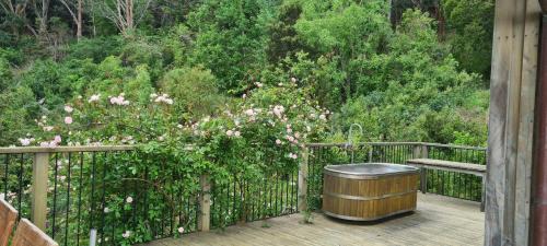 Akaroa Maison | Mumfords