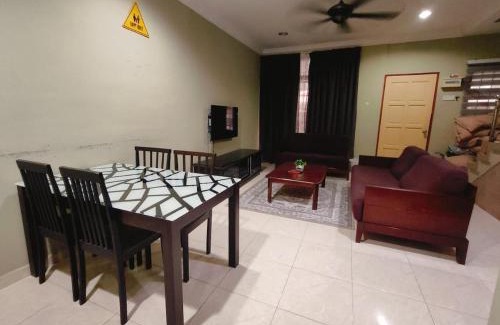 Kota Bharu Maison | MunadibStay Calm