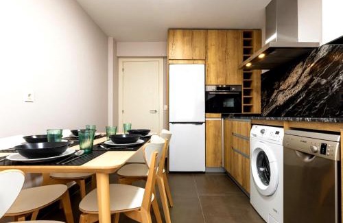 Mundaka Appartement | Mundaka Sea & Mountain Views. Wifi, Parking