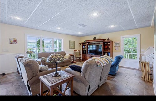 Hammondsport Cottage | Munny Pit-Kueka Lake Gem