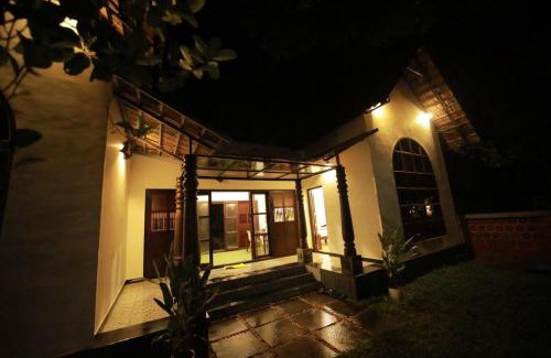 Munroe Island Maison | Munroe Plackal Heritage